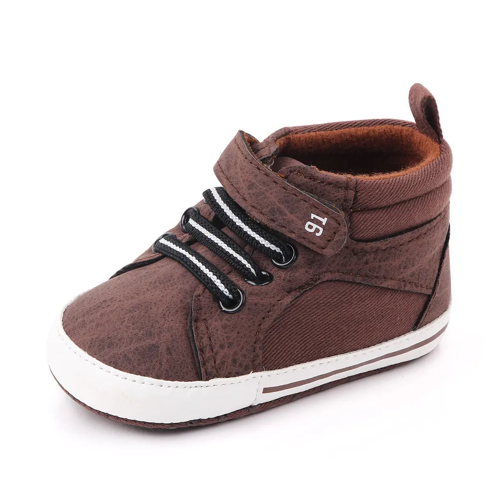 Fashion Brand Baby Boy Boots Shoes for Newborns and Infants