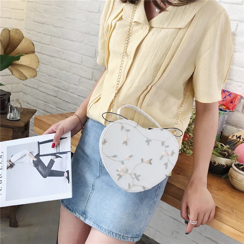 Female Sweet Lace Heart Round Handbags